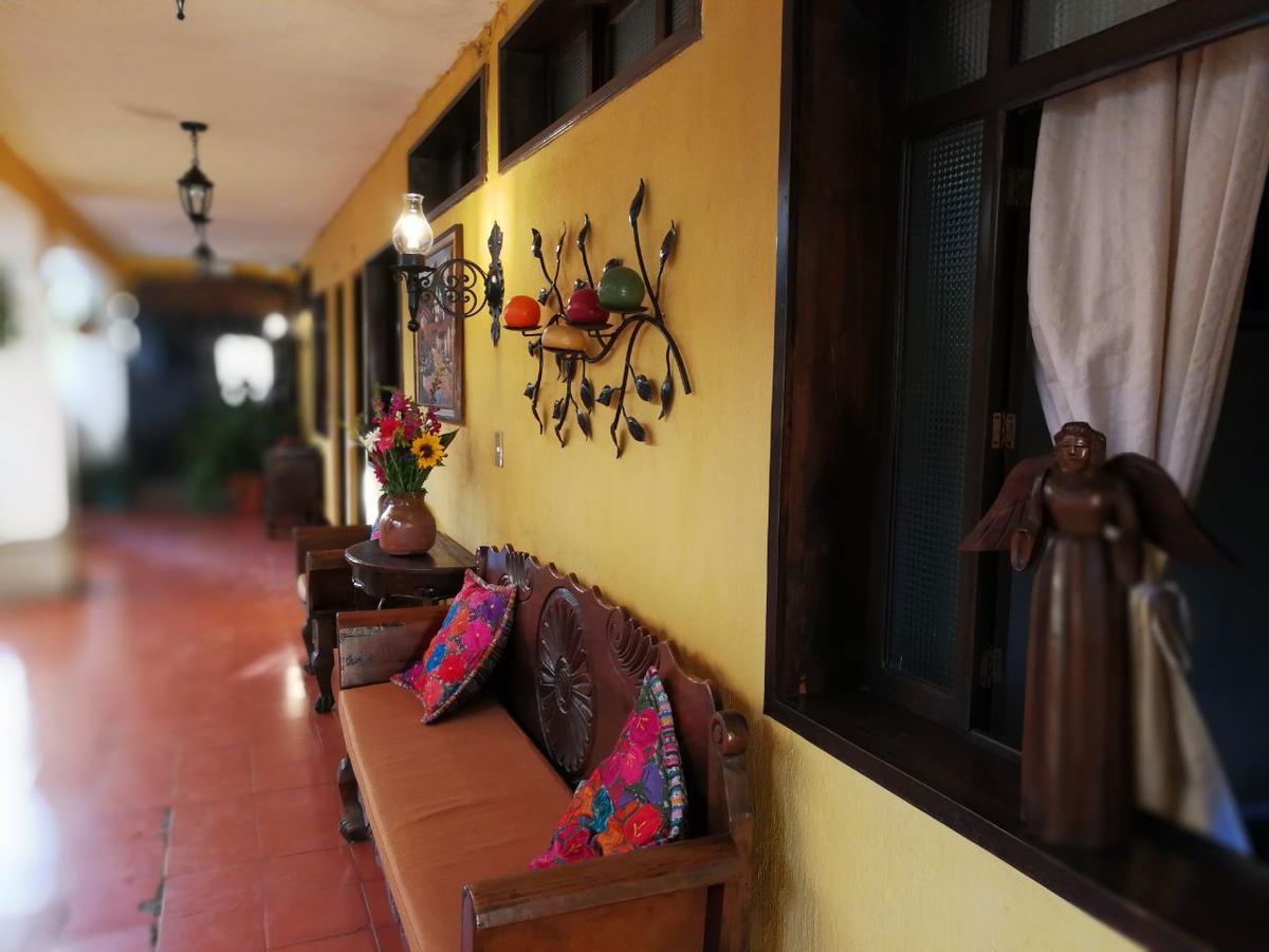 Posada Dona Luisa Антигуа-Гватемала Экстерьер фото